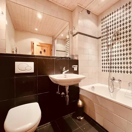 Complet A 4 A 6 Personnes