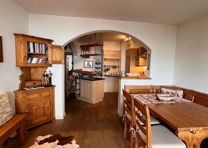 Complet à 4 à 6 Personnes