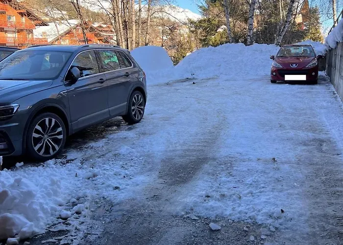 Complet à 4 à 6 Personnes Appartement *