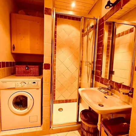 Complet à 4 à 6 Personnes Crans-Montana