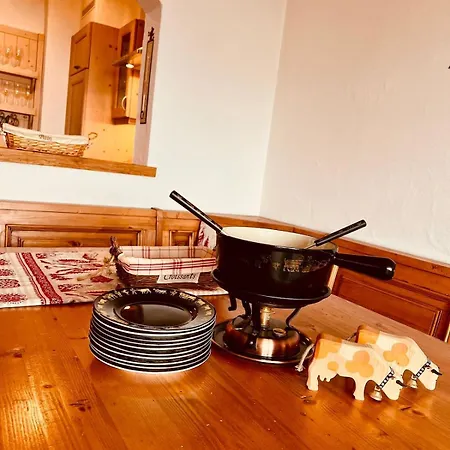 Appartement Complet à 4 à 6 Personnes *